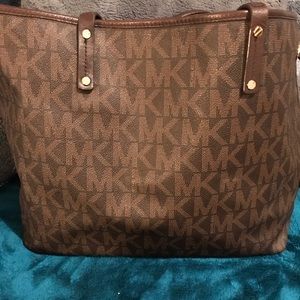 Michael Kors Tote